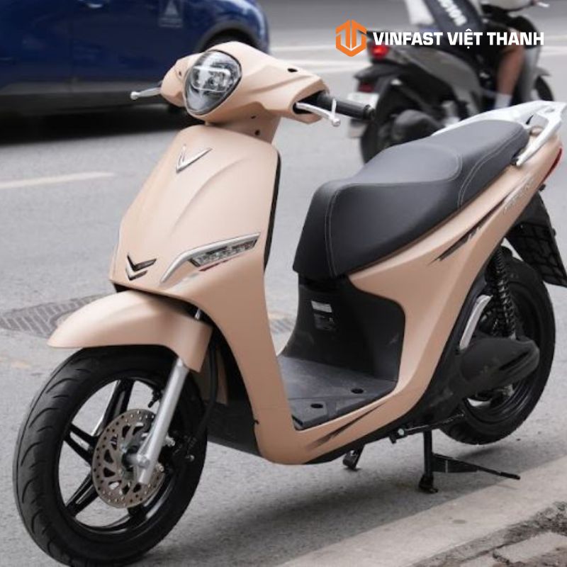 Pin xe dung lượng cao nên thoải mái vi vu di chuyển