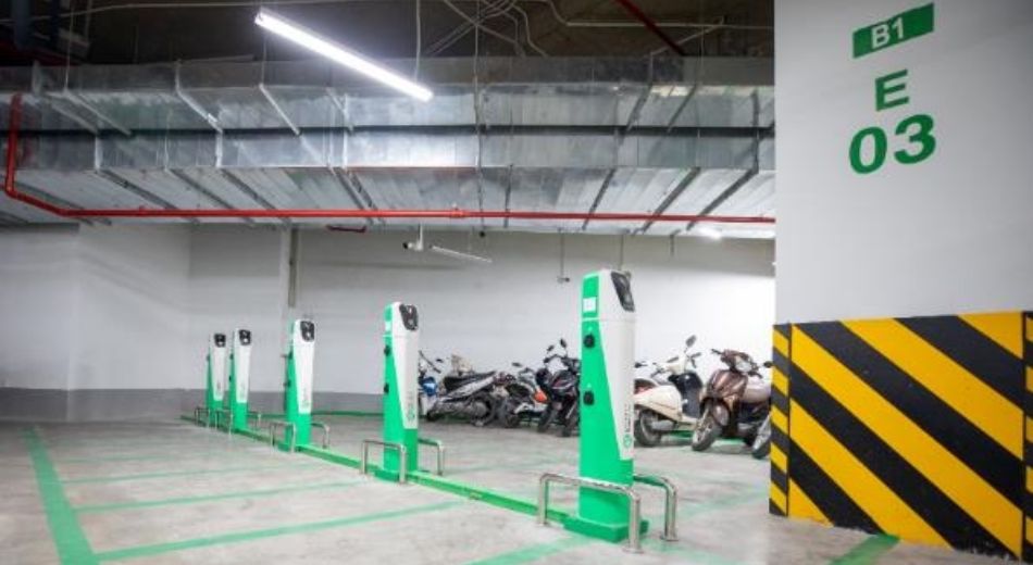 Sạc xe máy điện tại trạm VinFast cần lưu ý gì