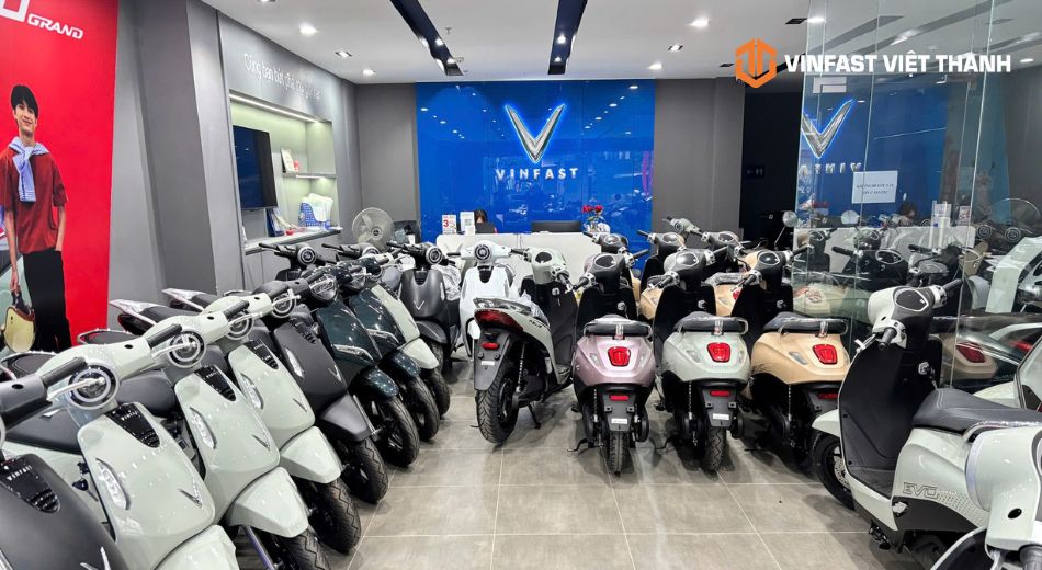 Khi nào cần thay thế pin cho xe máy điện VinFast