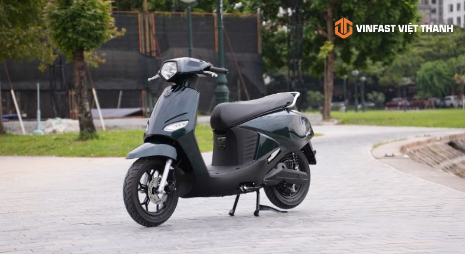VinFast Vero X màu xanh rêu phong cách