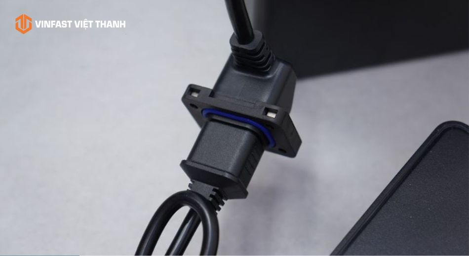 Kết nối sạc bị lỏng hoặc hỏng