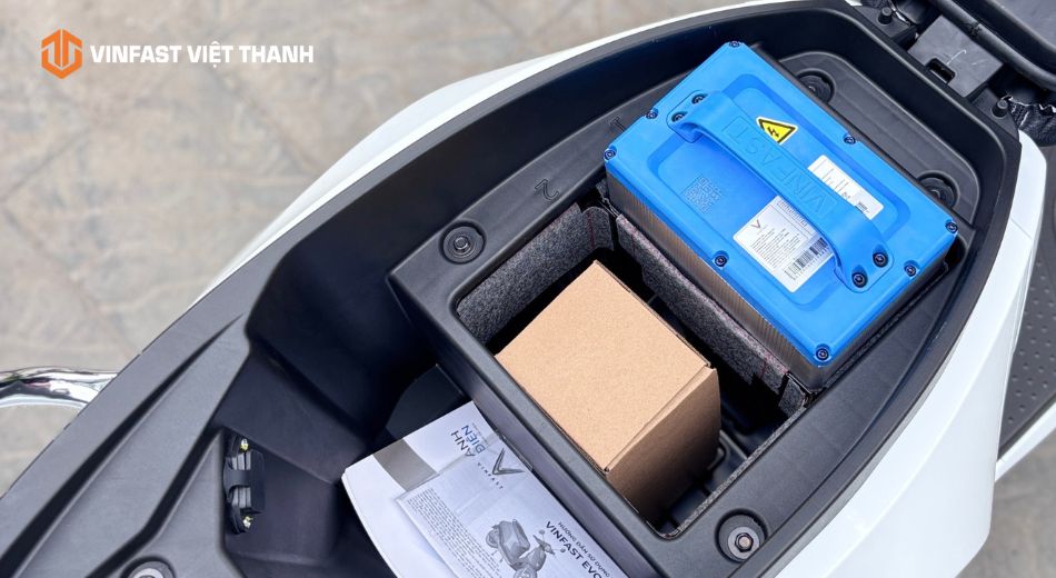 Xe điện bị giật ga do pin hoặc ắc quy