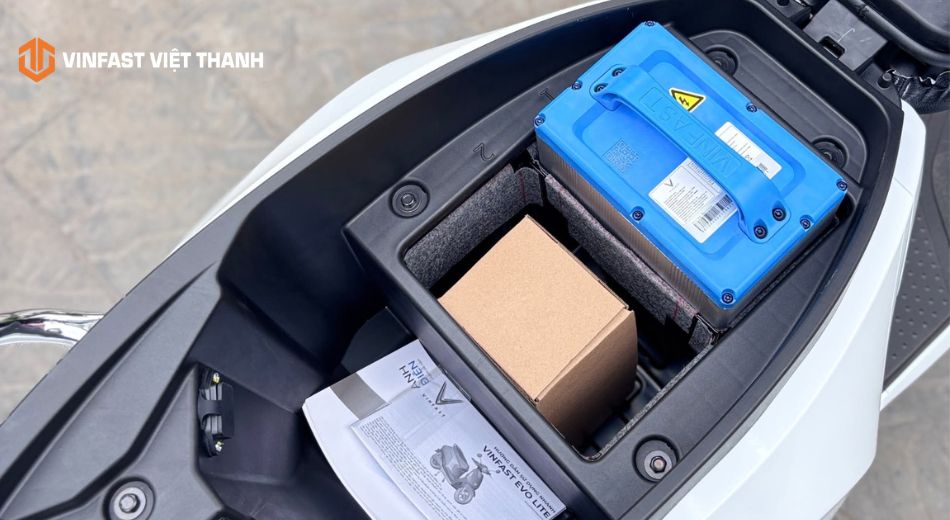 Cần làm gì khi pin xe máy điện bị chai