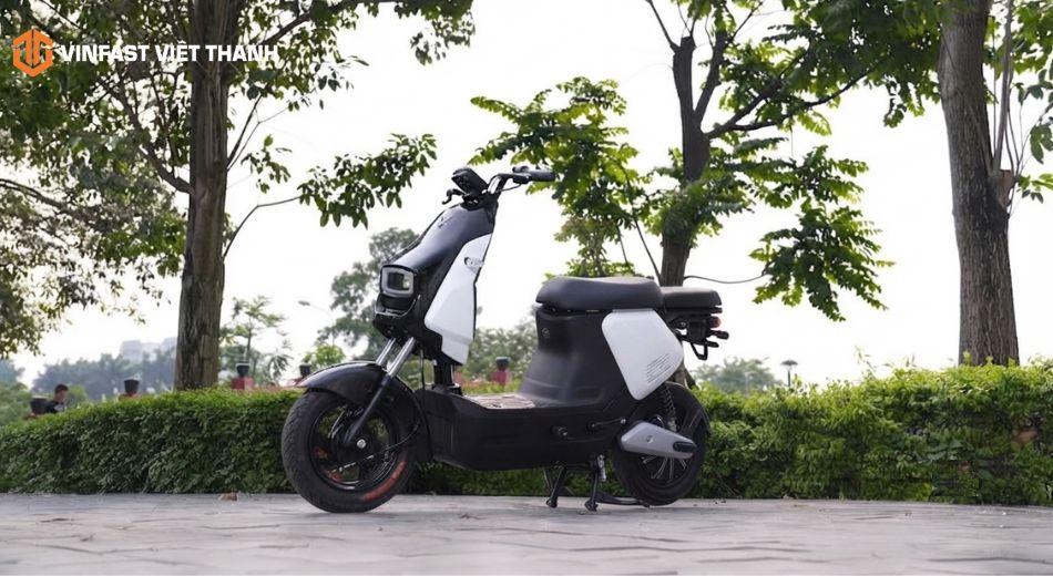 Lưu ý khi mua xe máy điện VinFast có bàn đạp
