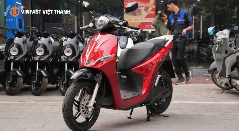 Phanh tái sinh trên xe máy điện VinFast