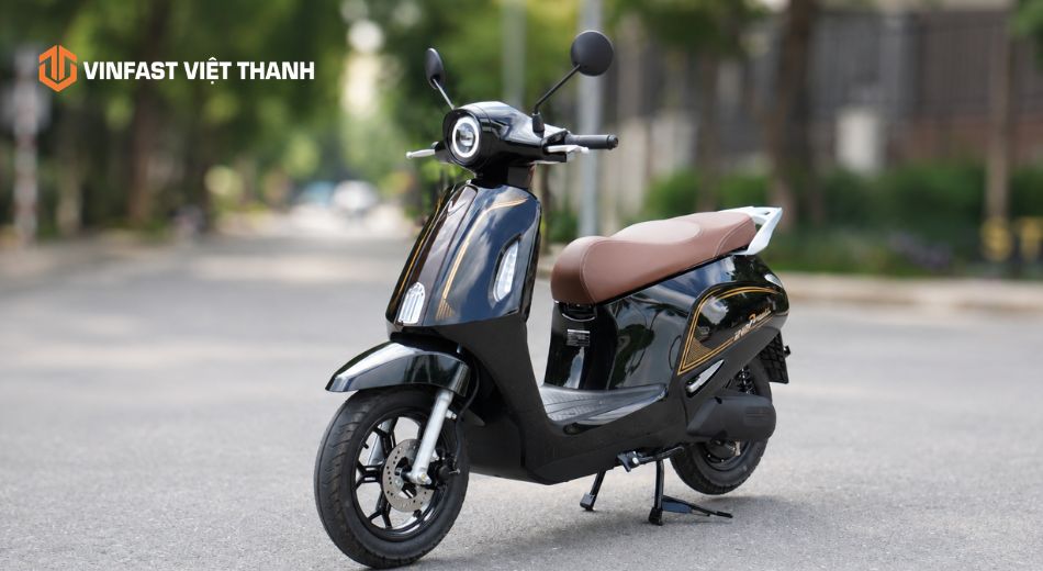 Mẫu xe máy điện VinFast Evo Premia cực chất