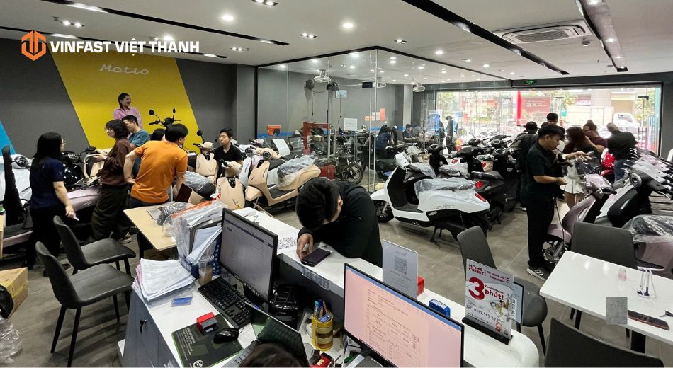 Nhận ưu đãi khi mua xe máy điện VinFast
