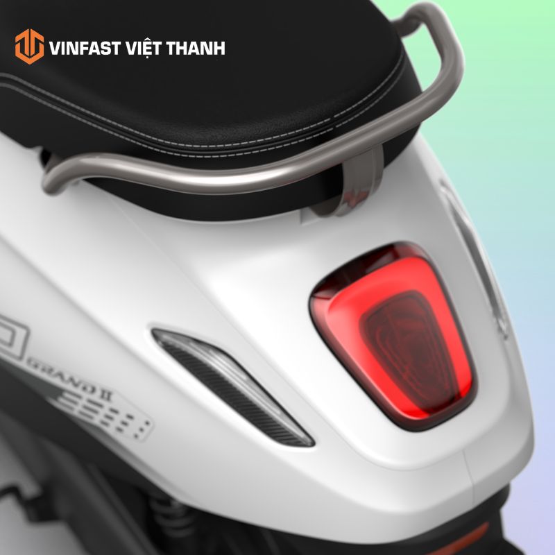 Thiết kế đuôi xe Evo Grand II