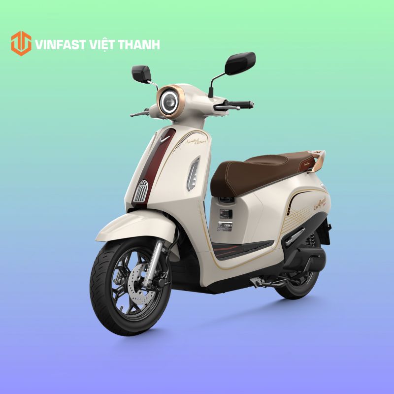 Xe VinFast Evo Grand Limited màu trắng sữa