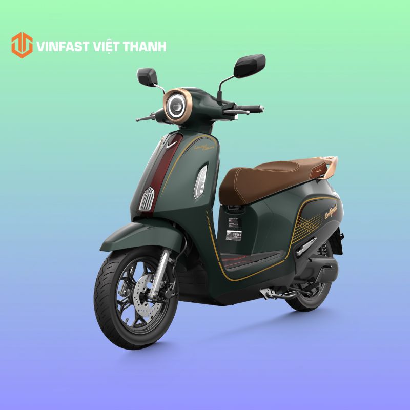 Xe VinFast Evo Grand Limited màu xanh cẩm thạch
