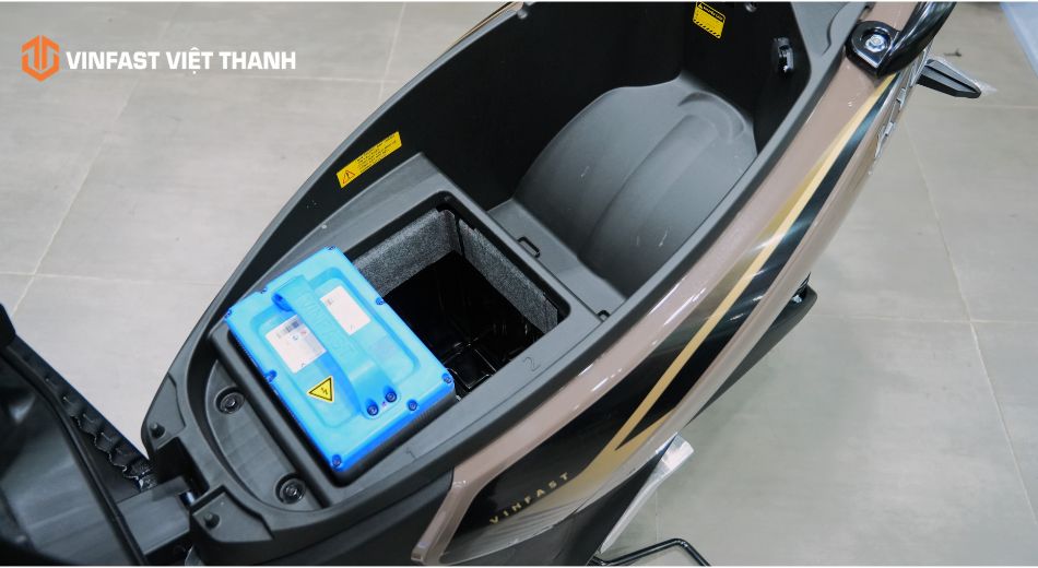 Xe máy điện nhanh hết điện do pin xe