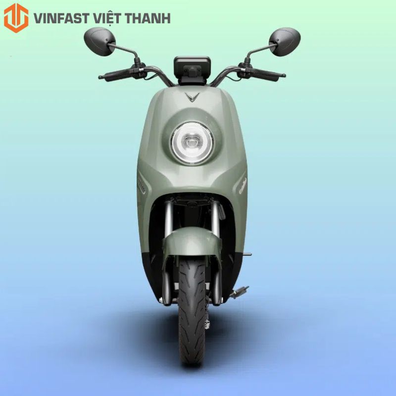 mat-truoc-xe-may-dien-vinfast-zgoo-mau-xanh