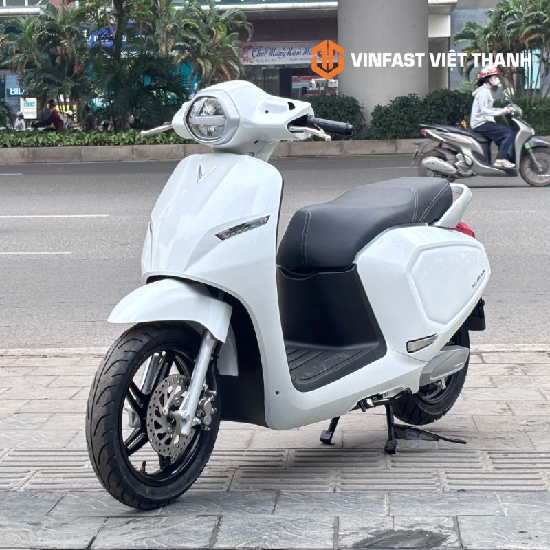 anh-thuc-te-cua-xe-klara-neo-mau-trang